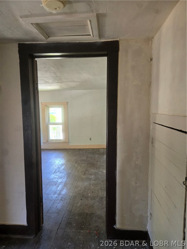 208 Main Property Photo 71