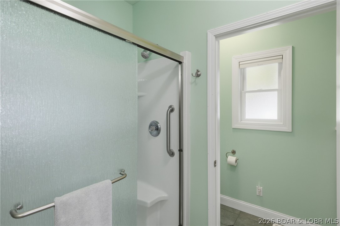 709 Swaying Oak Drive Property Photo 28