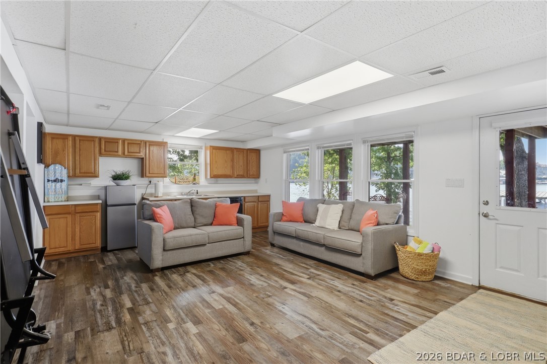709 Swaying Oak Drive Property Photo 35