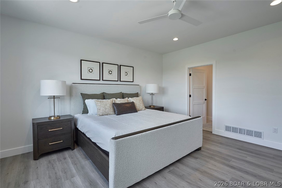 5543 Deephaven Lane Property Photo 40