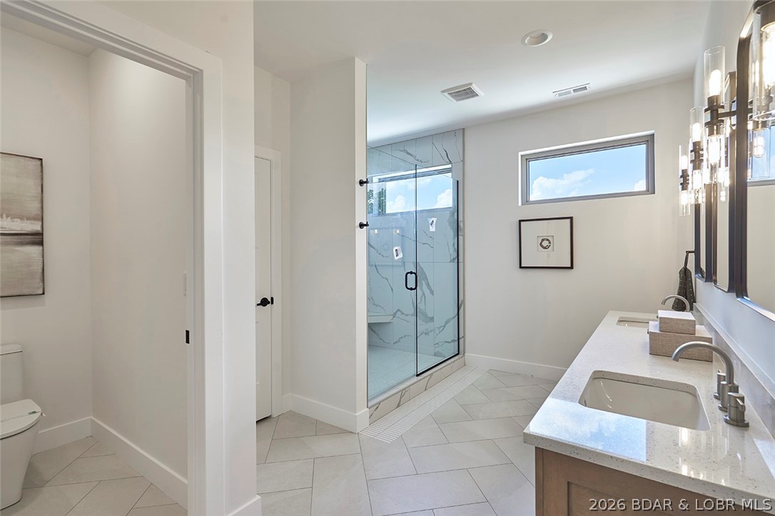 5543 Deephaven Lane Property Photo 41