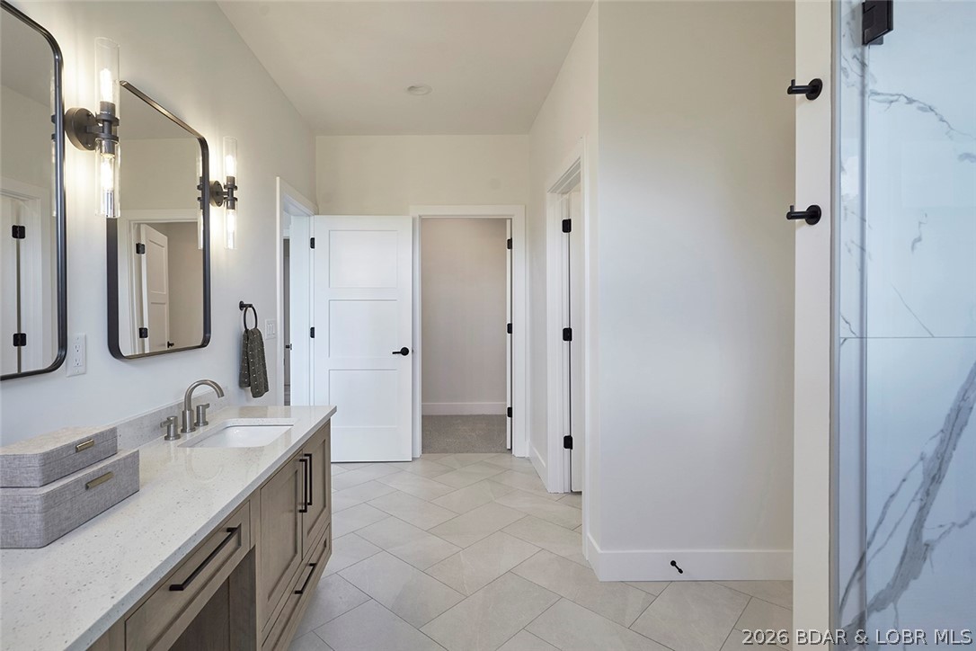 5543 Deephaven Lane Property Photo 45