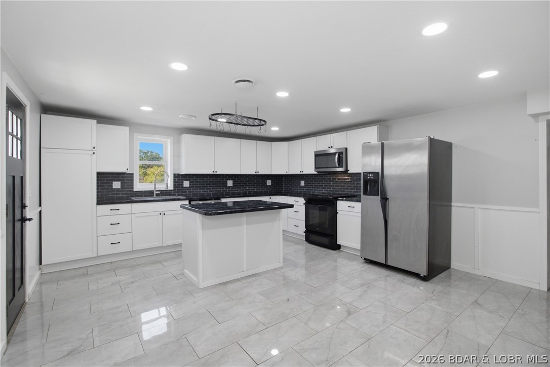 186 Carnahan Road Property Photo 4