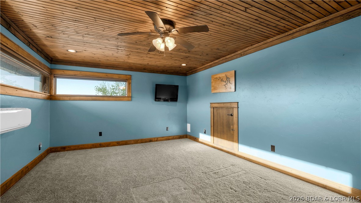 864 Eagle Drive Property Photo 32