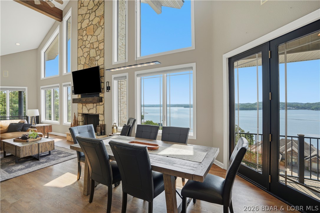 1104 Beacon Pointe Circle Property Photo 6