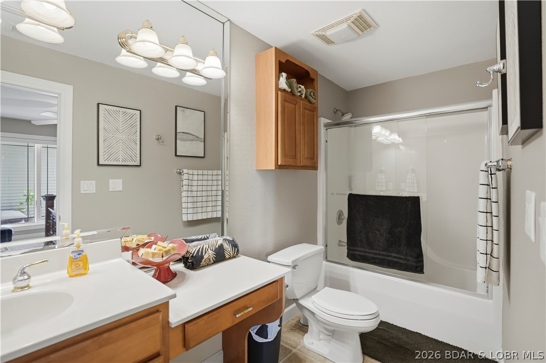 1104 Beacon Pointe Circle Property Photo 53