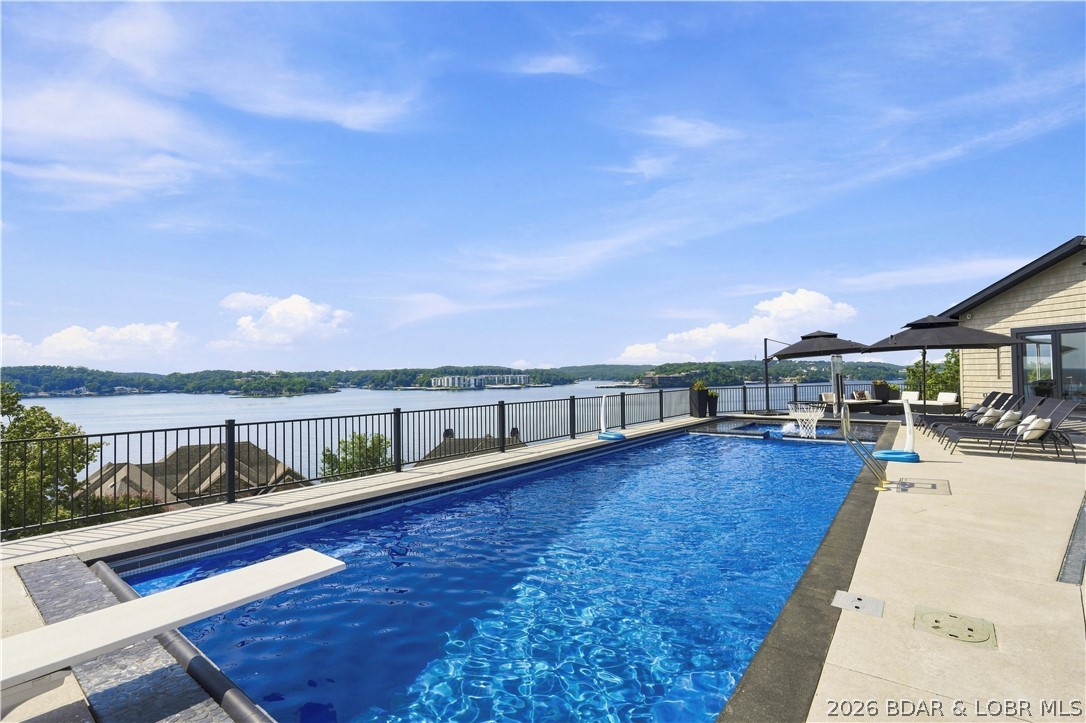 1104 Beacon Pointe Circle Property Photo 59