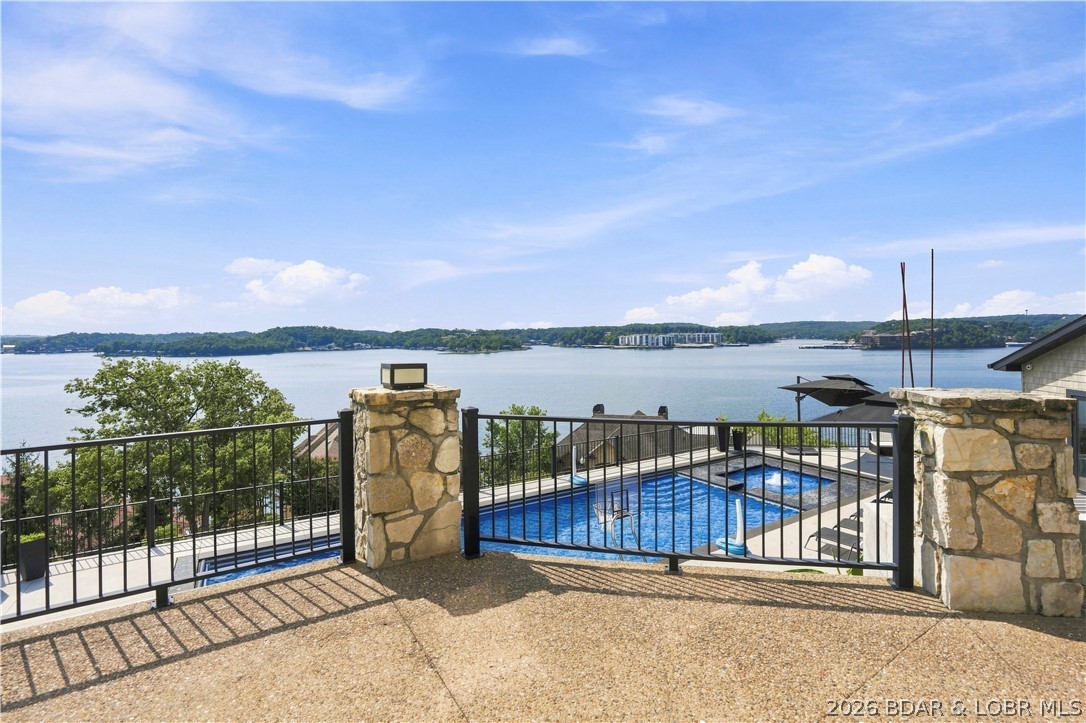 1104 Beacon Pointe Circle Property Photo 73