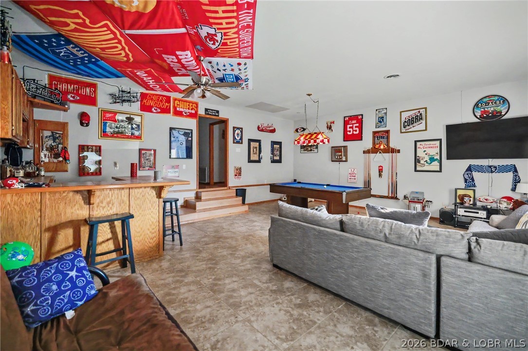 25211 Waterview Lane Property Photo 3