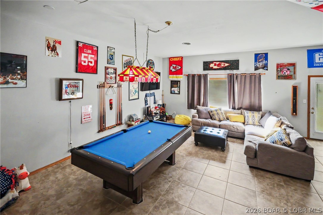 25211 Waterview Lane Property Photo 5