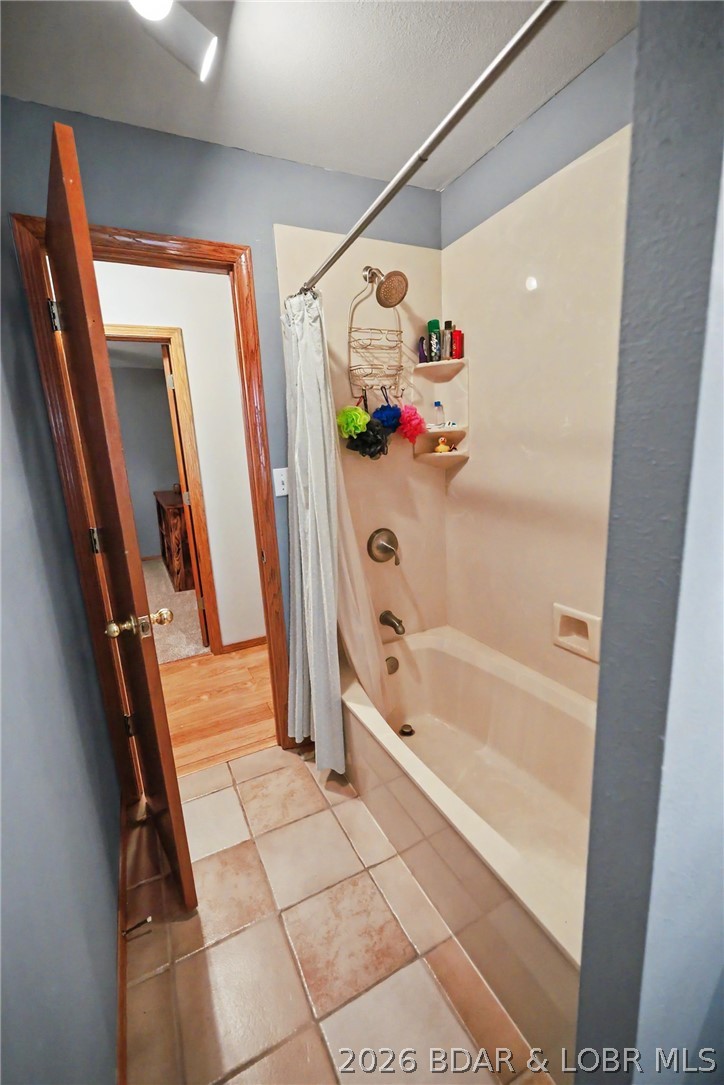 25211 Waterview Lane Property Photo 31