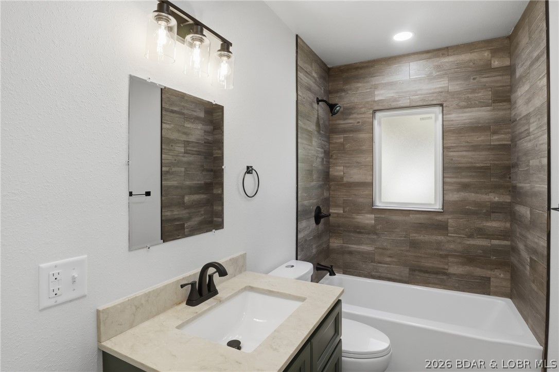 414 Court Street Property Photo 25