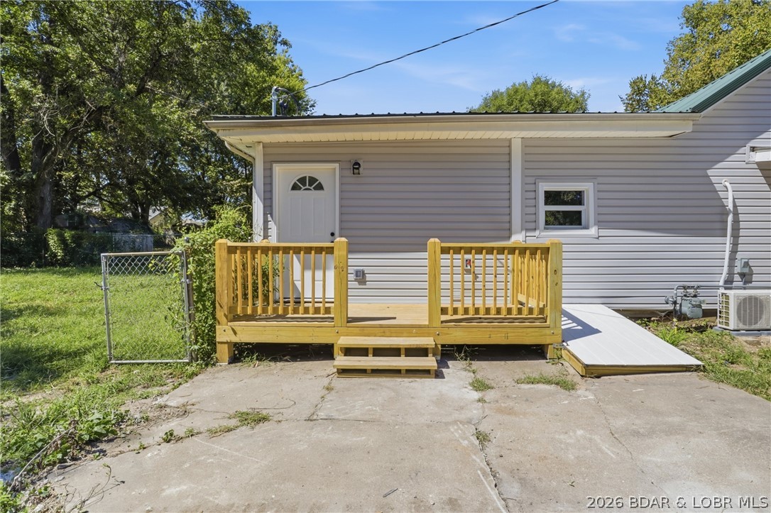 414 Court Street Property Photo 28
