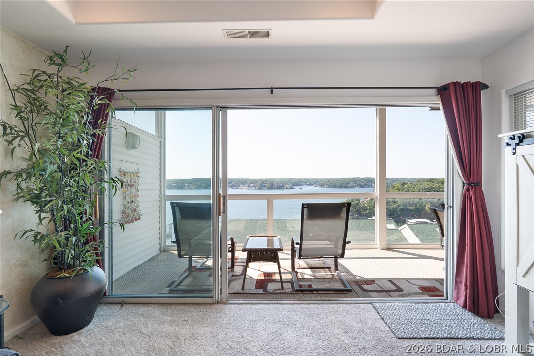 116 Emerald Bay Drive 2b Property Photo 1