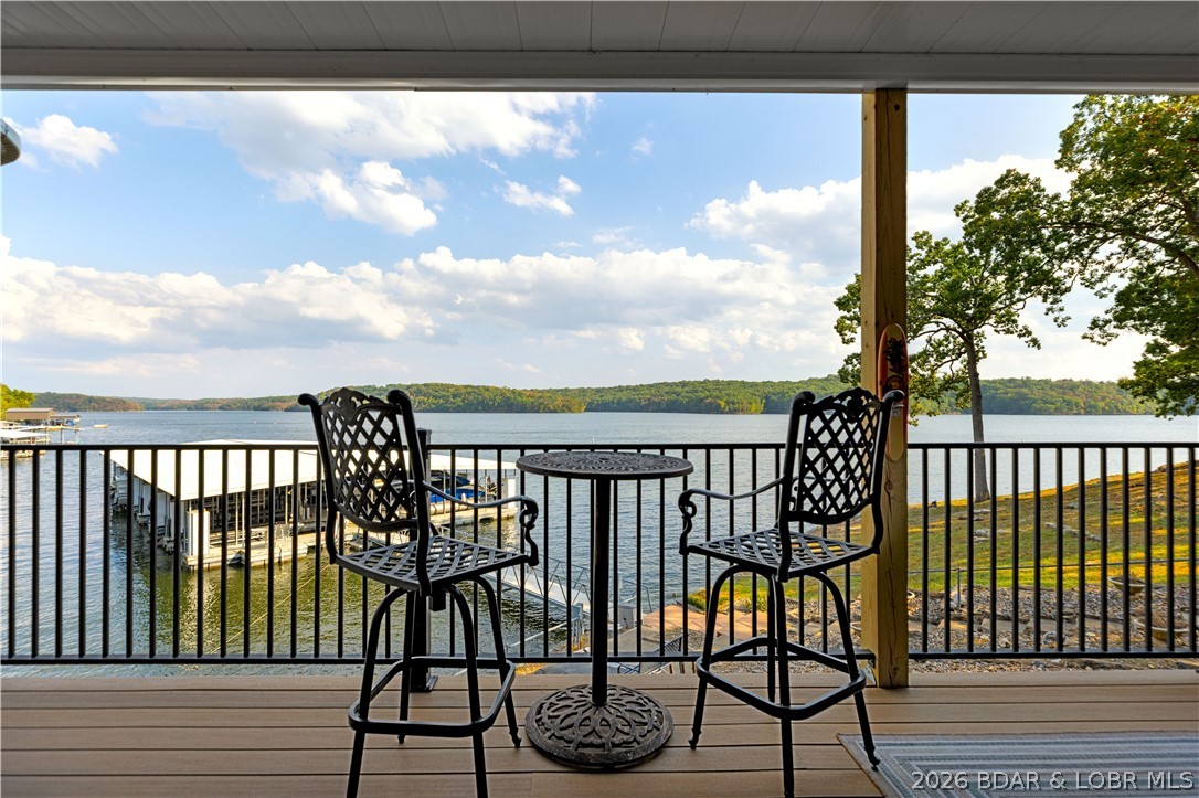 889 Malibu Road 14