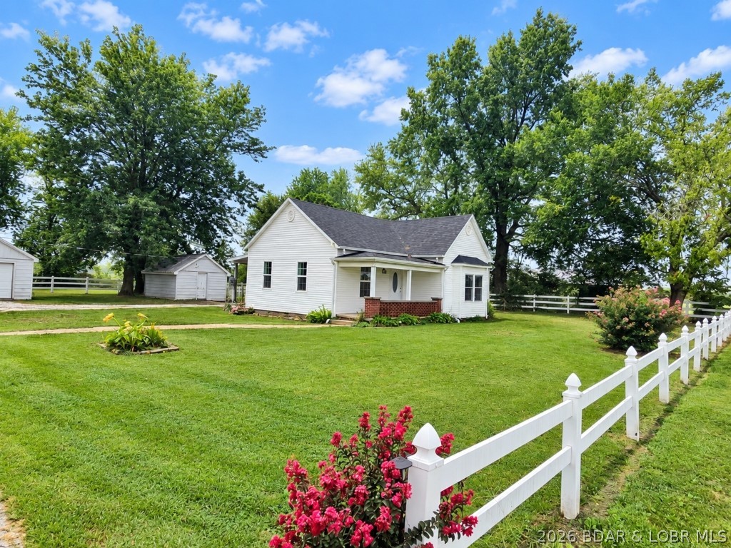 9914 Highway 52 Property Photo 1