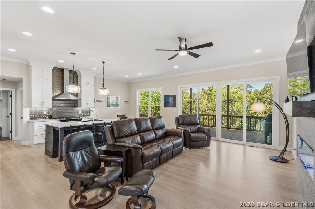 920 Engle Drive Property Photo 10