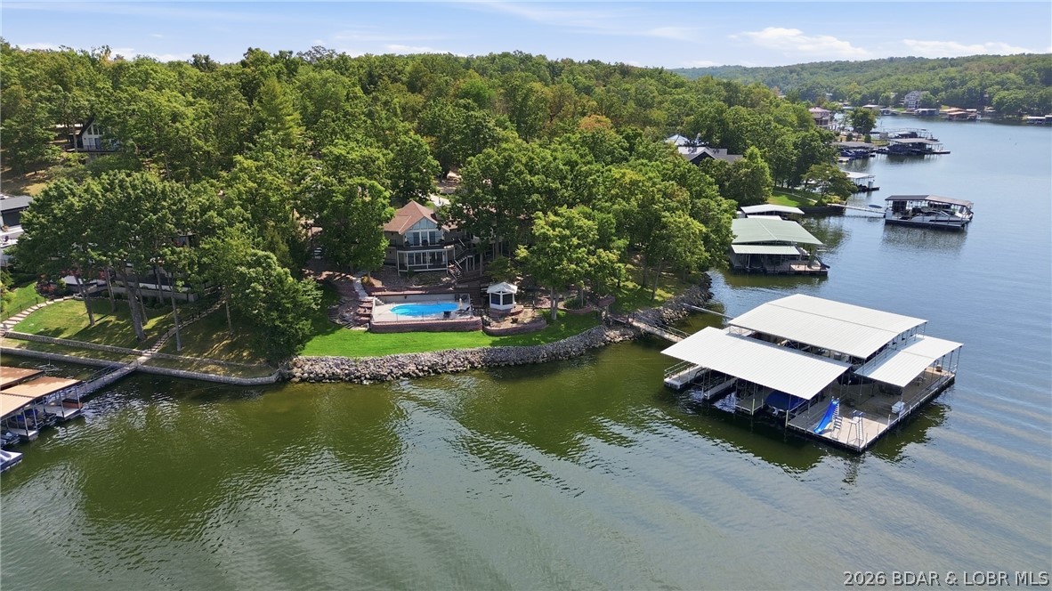 69 Joyce's Point Property Photo 4