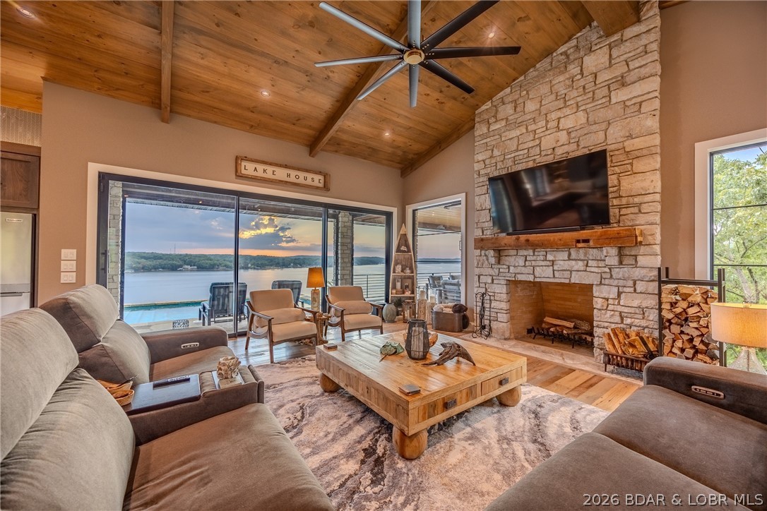 6325 Groban Way Property Photo 11