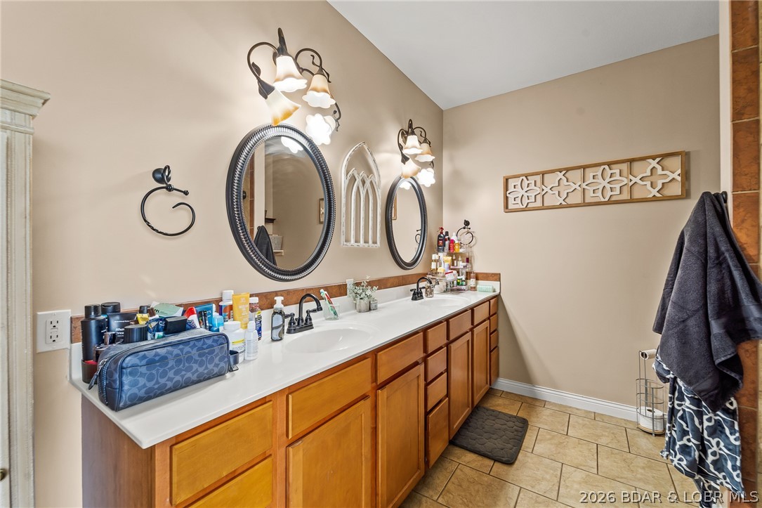 311 Sarah Drive Property Photo 21