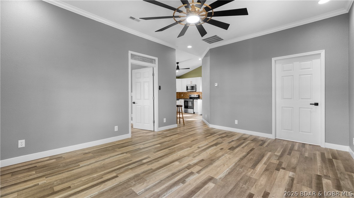 453 W 11th Street Property Photo 13