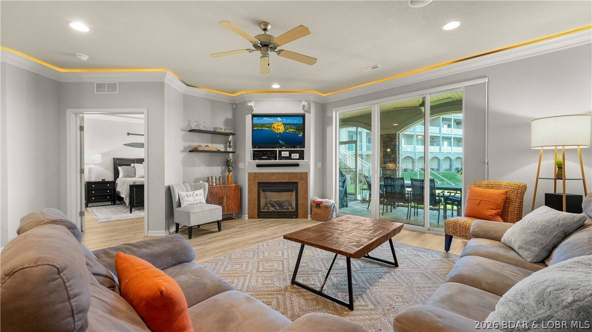 1215 Lands End Parkway 611 Property Photo 1