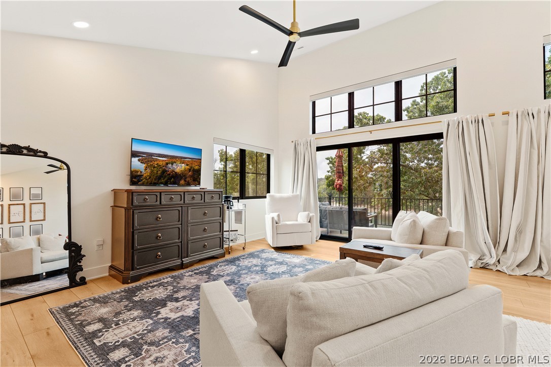 379 Comanche Road Property Photo 15
