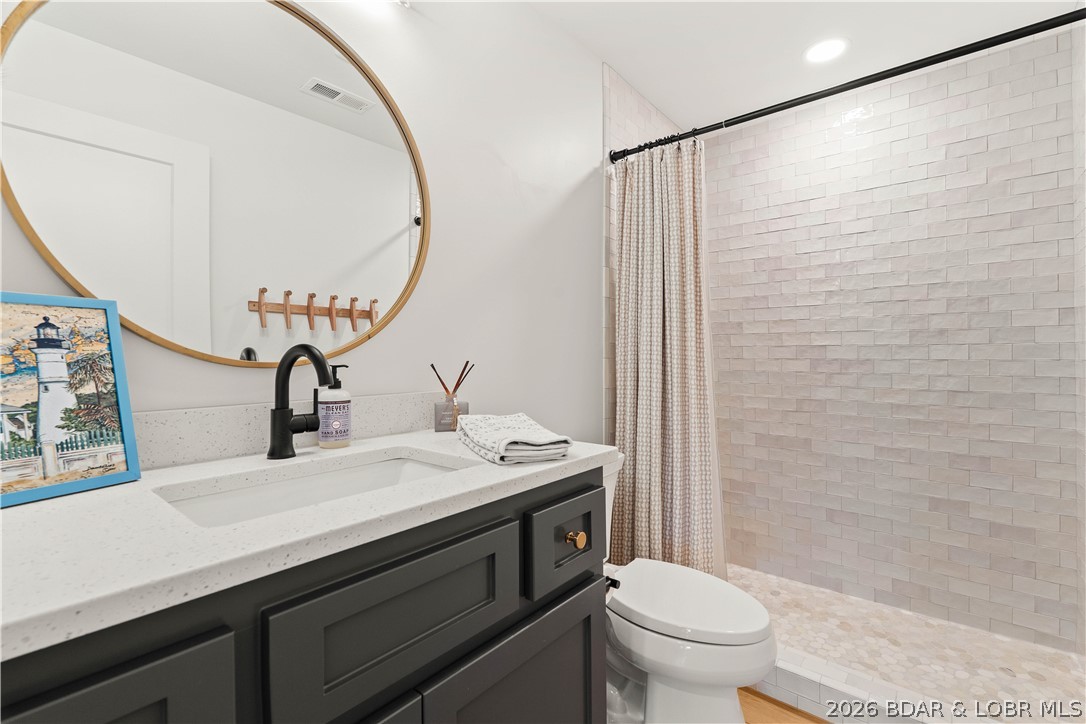 379 Comanche Road Property Photo 40