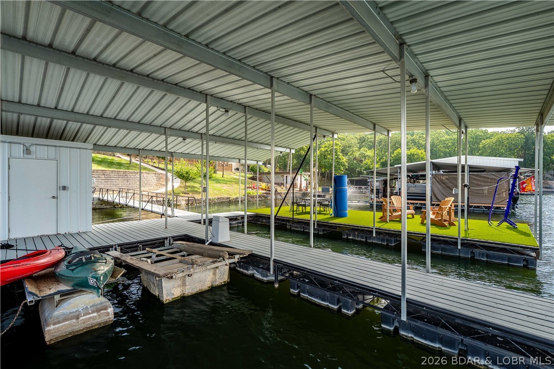379 Comanche Road Property Photo 48