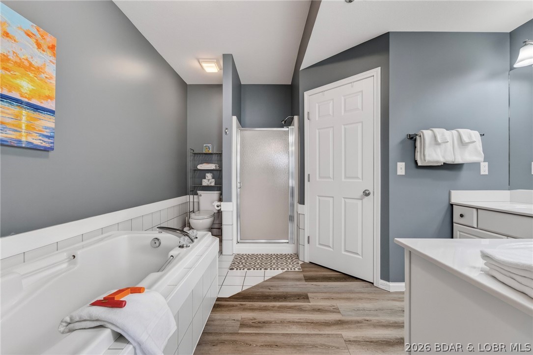 202e Harbour Towne Drive 202-e Property Photo 19