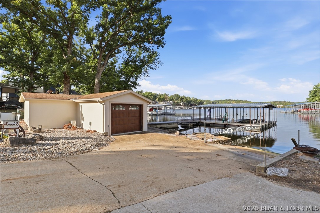 39 Outer Point Drive Property Photo 5