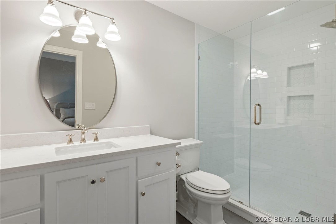 302 Crown Point Drive Property Photo 43