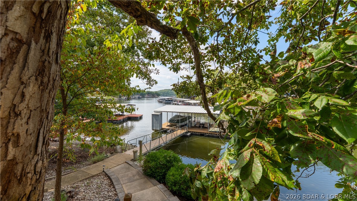 208 Sunrise Harbor Road Property Photo 1