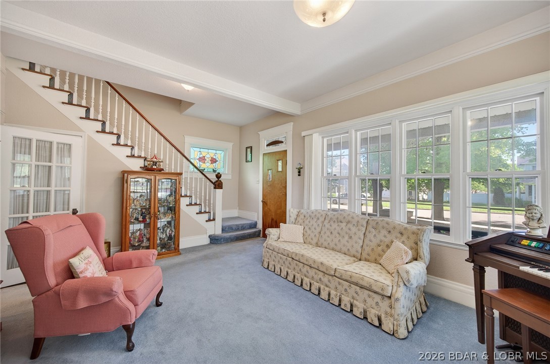 601 E Newton Street Property Photo 10