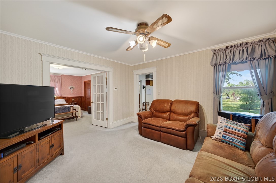 601 E Newton Street Property Photo 17