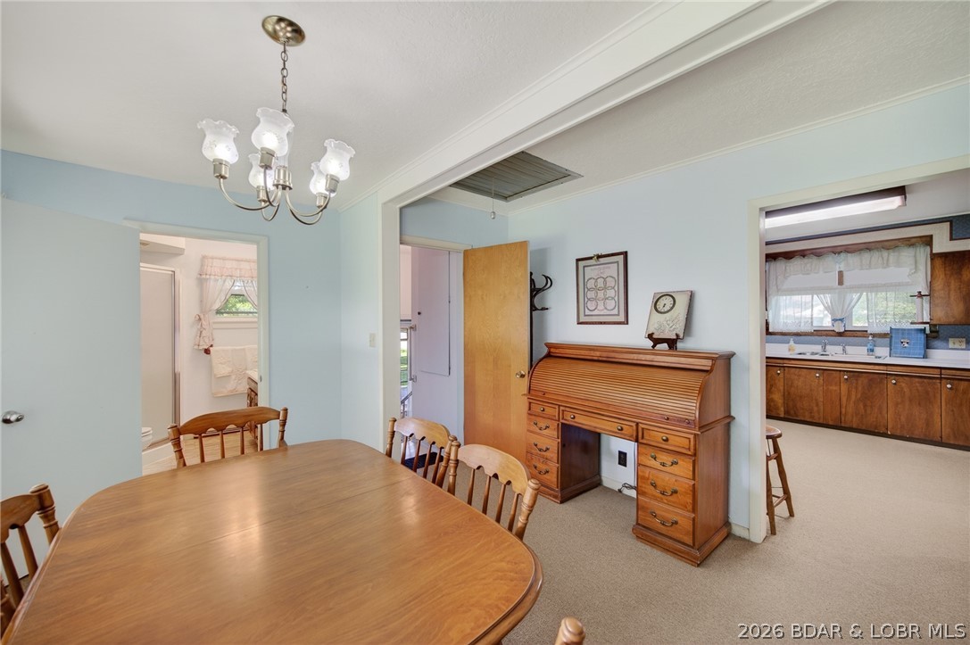 601 E Newton Street Property Photo 28