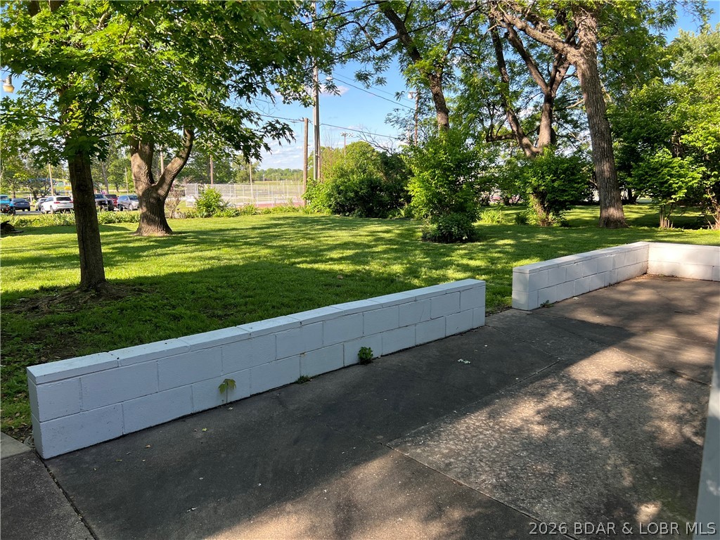 601 E Newton Street Property Photo 58