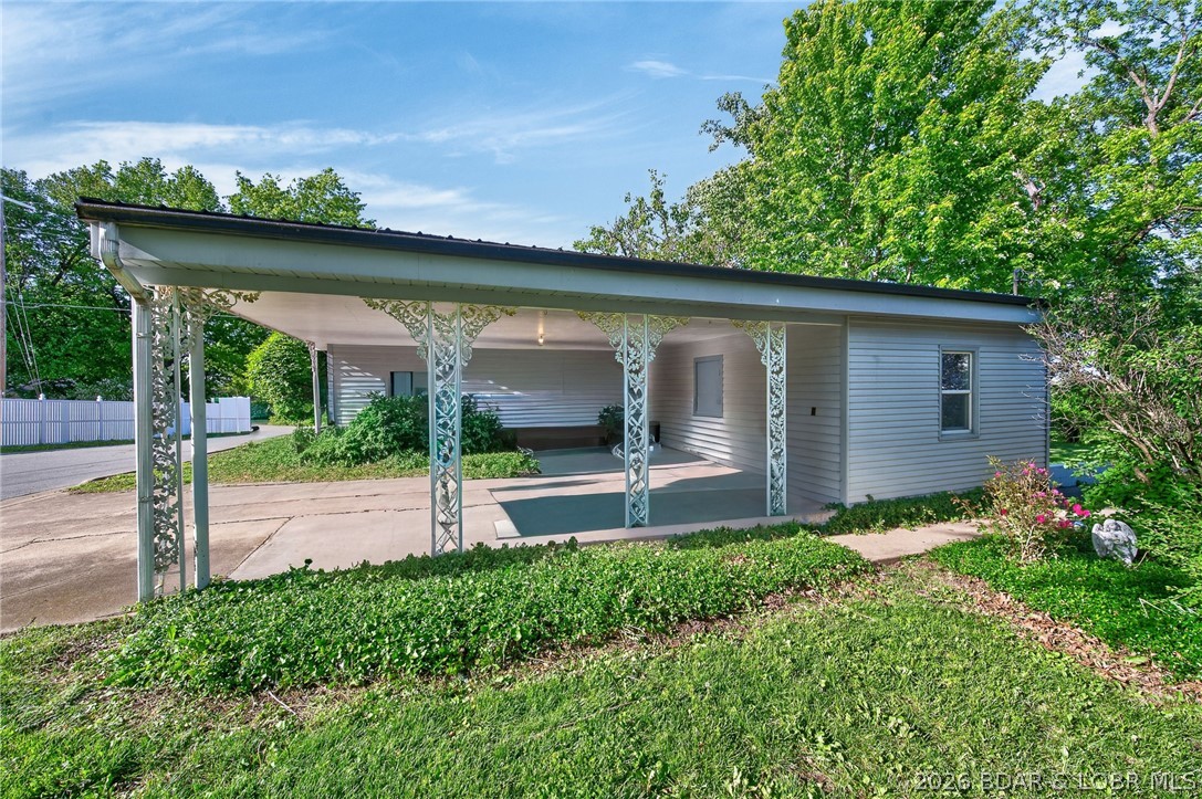 601 E Newton Street Property Photo 60