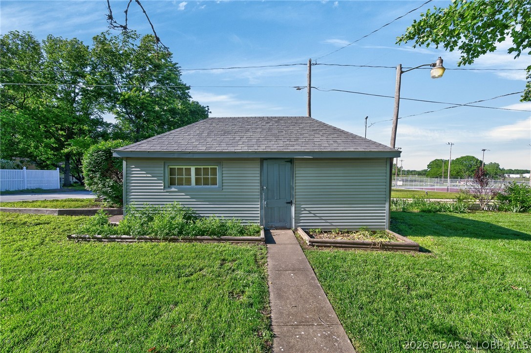 601 E Newton Street Property Photo 65