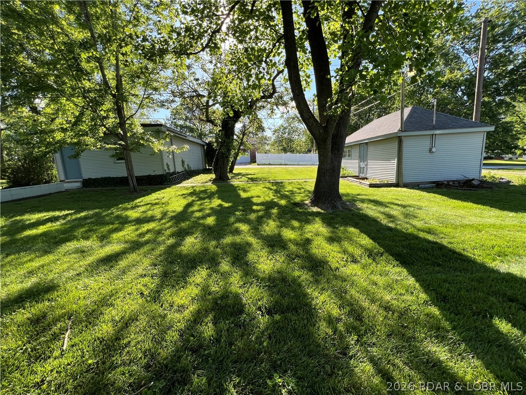 601 E Newton Street Property Photo 73