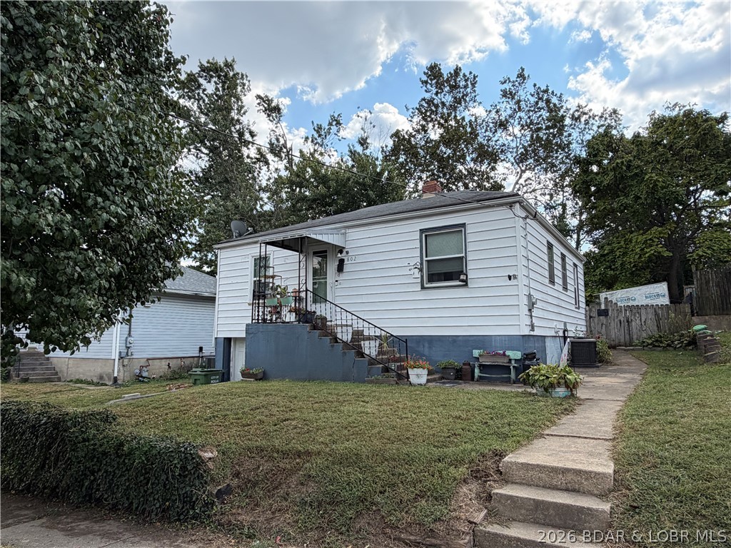 802 E 7th Street Property Photo 21
