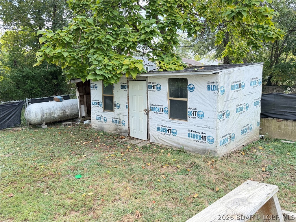 802 E 7th Street Property Photo 23
