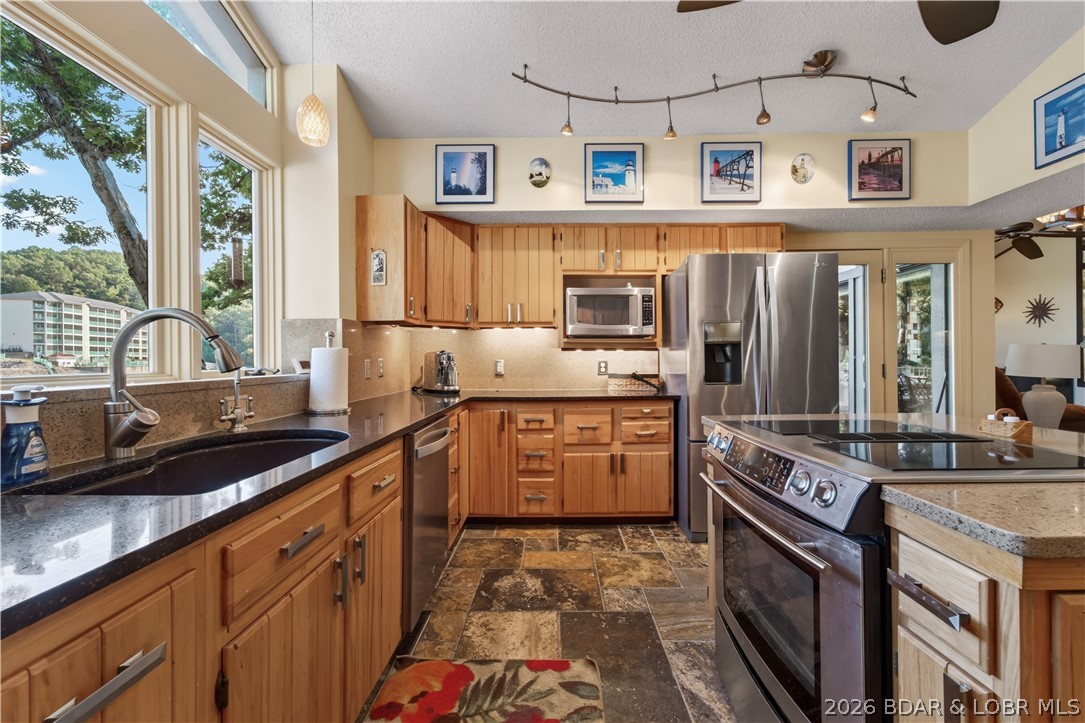 109 Hawk Circle Property Photo 16