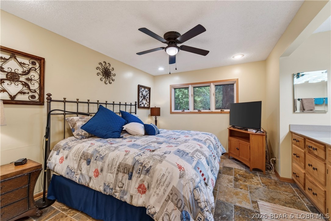 109 Hawk Circle Property Photo 32