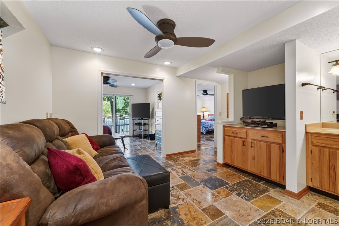 109 Hawk Circle Property Photo 36