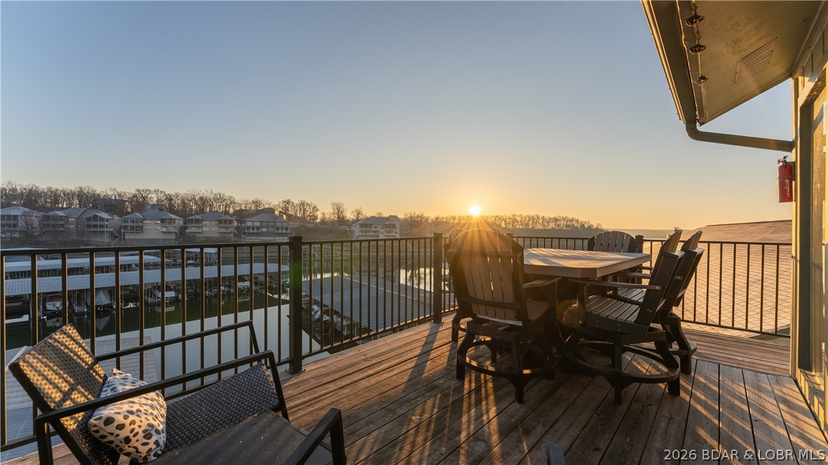 150 Southwood Shores Drive 304-4d Property Photo 1