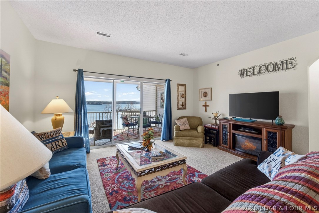 179 Vintage Circle 3a-b Property Photo 1