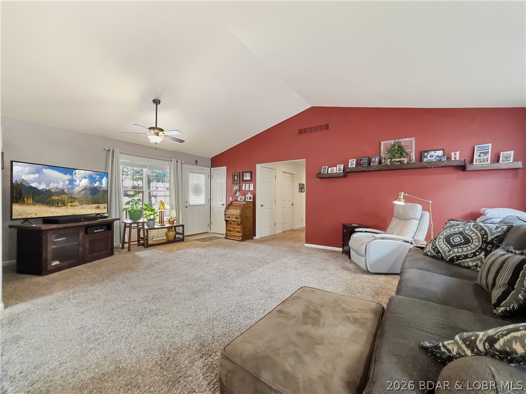 697 Panoramic Drive Property Photo 3