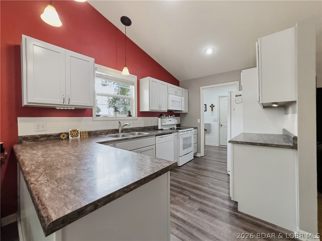 697 Panoramic Drive Property Photo 10