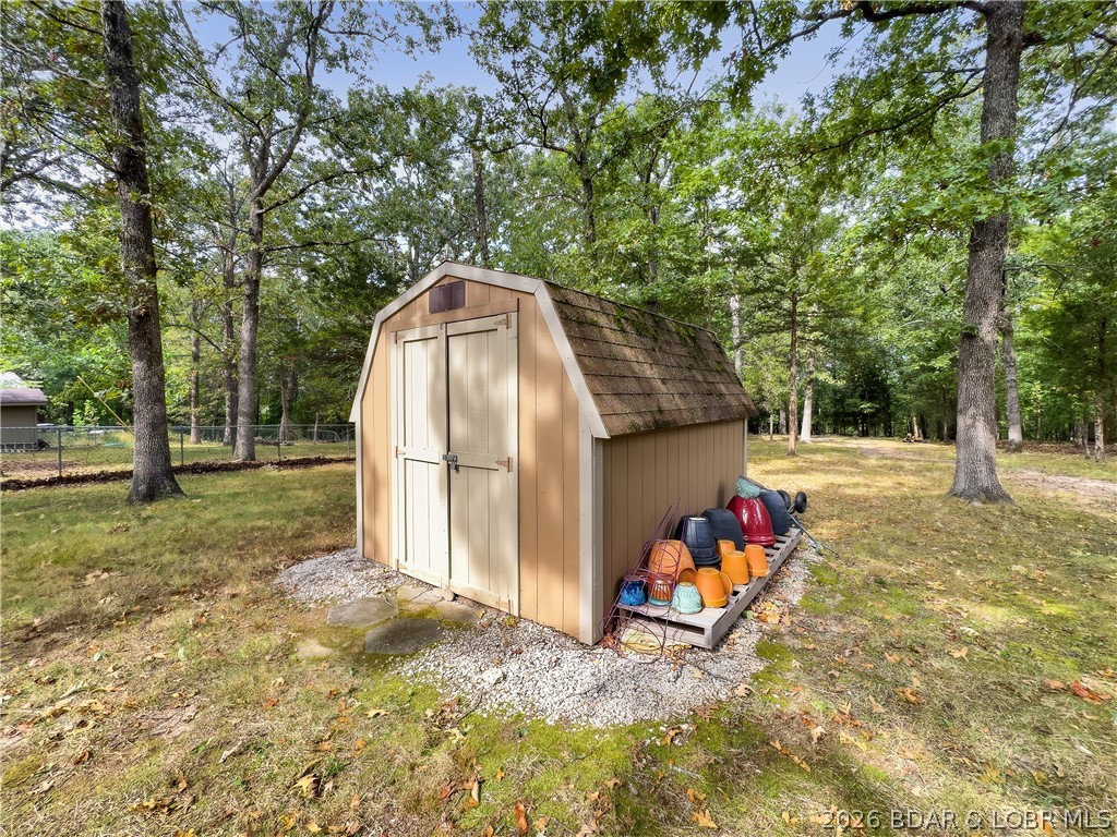 697 Panoramic Drive Property Photo 35